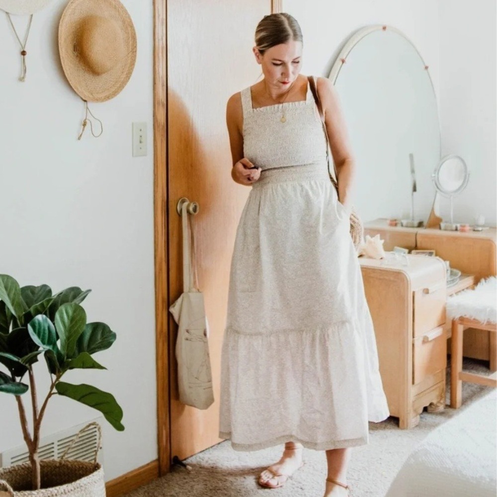 Everlane the Smock Dress Beige Floral Cotton Midi Tiered Size 00 Summer Sundress